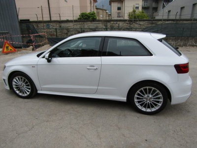 Audi A3 1.6 TDI Young (6)