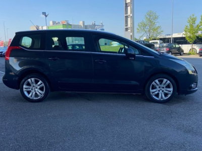 Peugeot 5008 2.0 HDi 163CV aut. Allure (7)