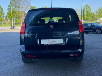 Peugeot 5008 2.0 HDi 163CV aut. Allure (9)