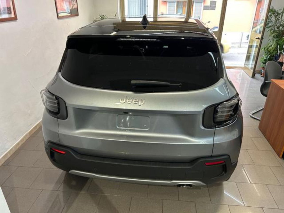 Jeep Avenger 1.2 turbo Summit fwd 100cv (3)