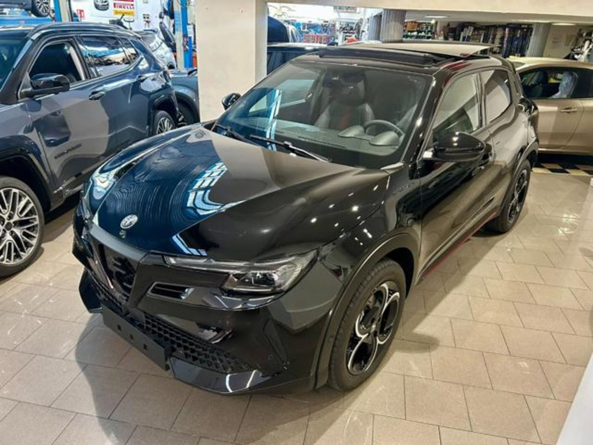 Alfa Romeo Junior 1.2 ibrida Sport Speciale 145cv edct6