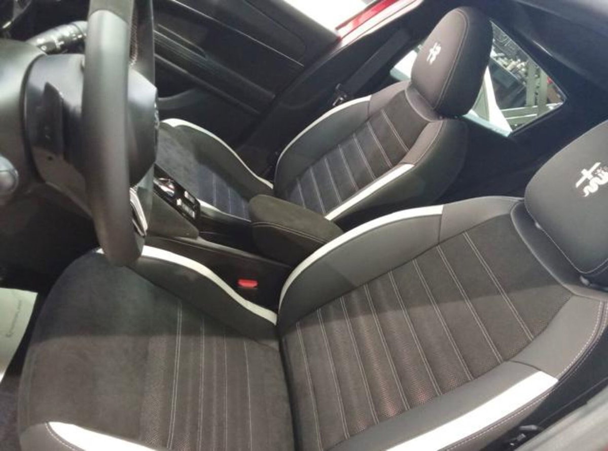 Alfa Romeo Junior 1.2 ibrida Sport Speciale 145cv edct6 (8)