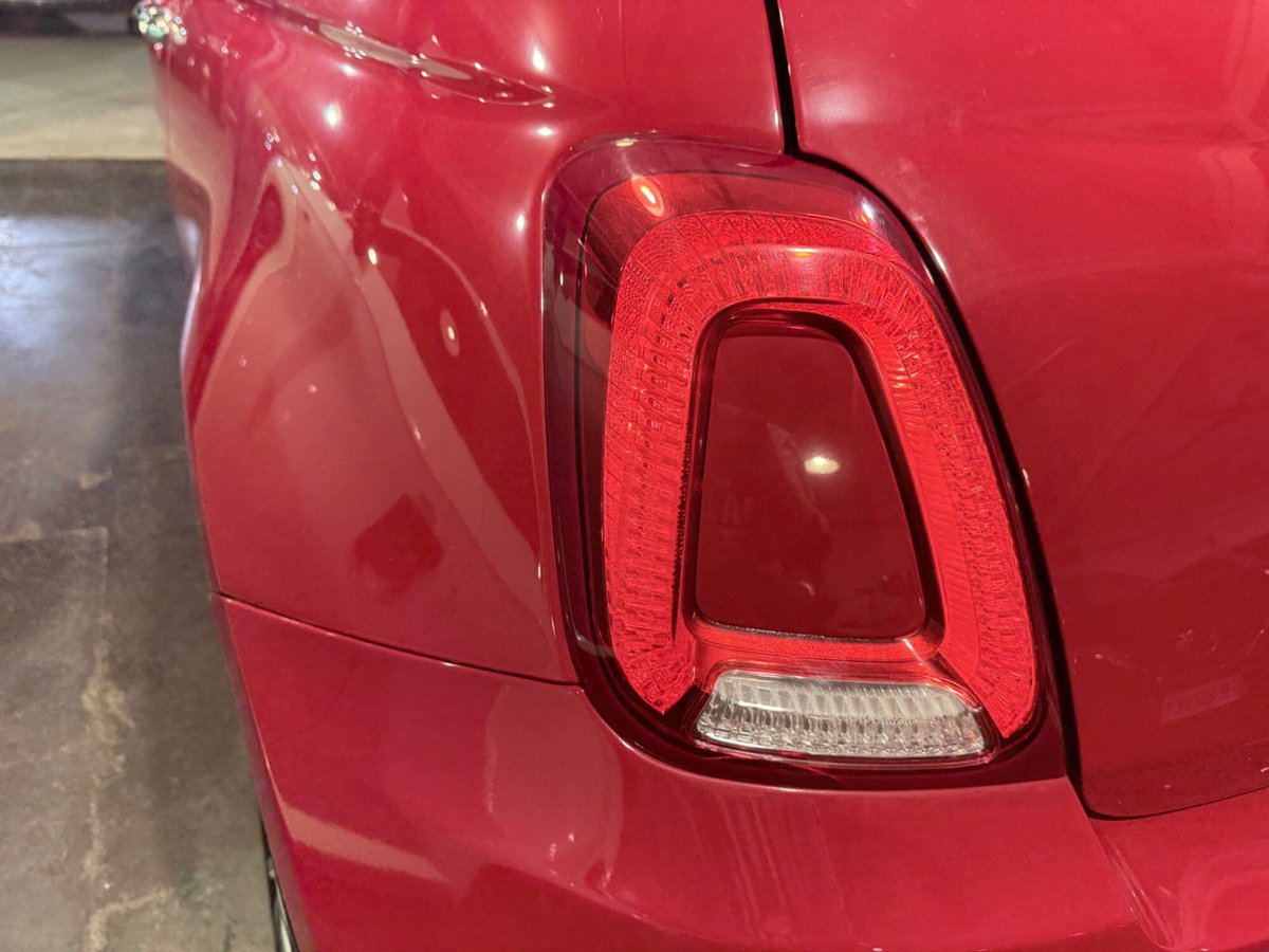 Fiat 500 1.0 Hybrid Red (12)