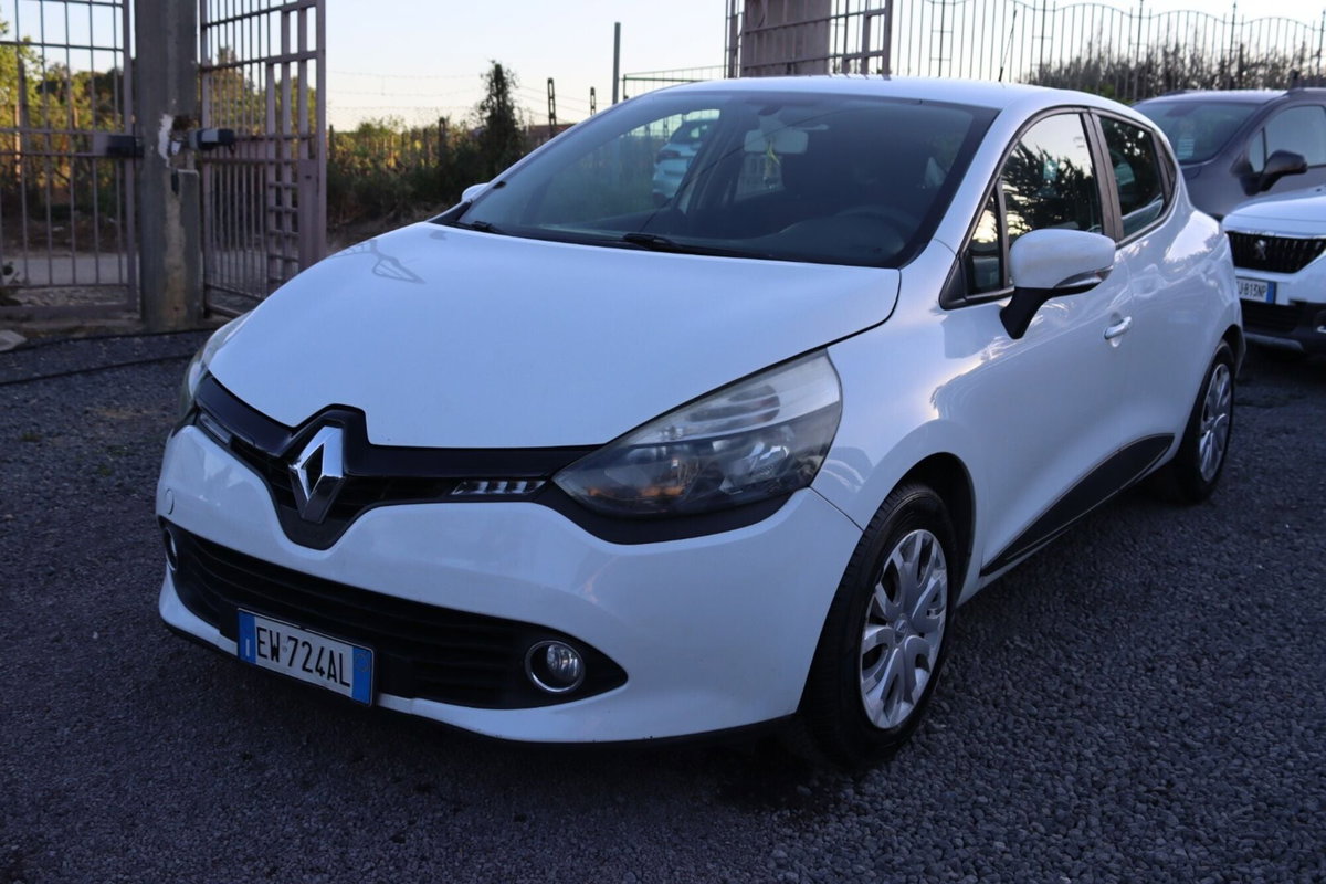 Renault Clio 1.5 dCi 8V 75CV 5 porte Costume National