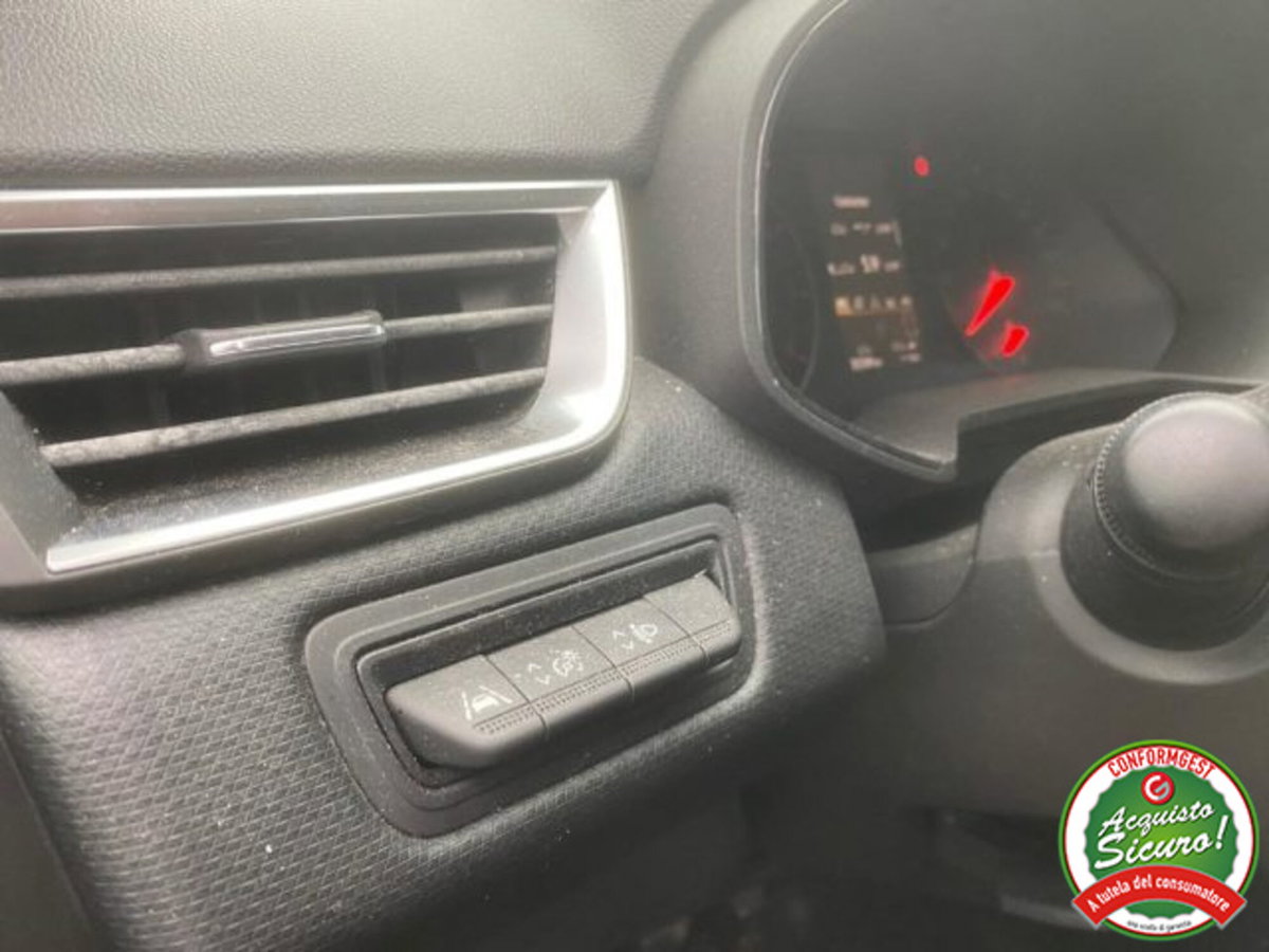 Renault Clio TCe 90 CV 5 porte Business (10)