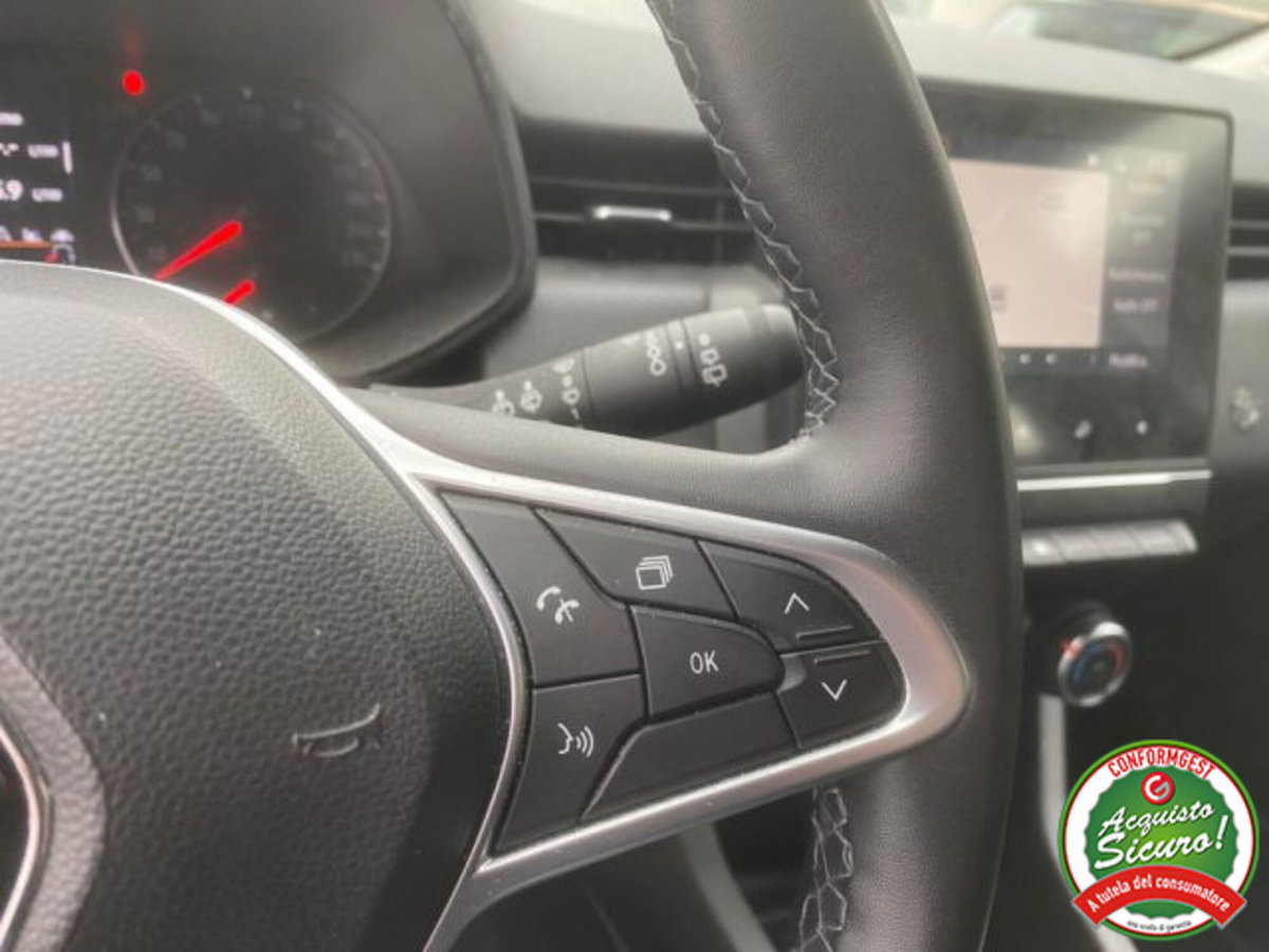 Renault Clio TCe 90 CV 5 porte Business (11)