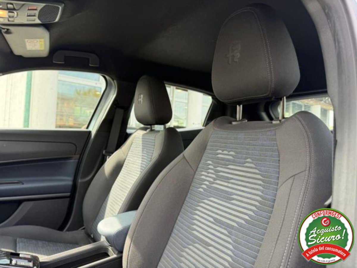 Alfa Romeo Junior 1.2 ibrida 145cv edct6 (13)