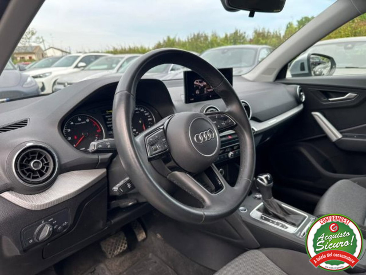 Audi Q2 Q2 35 TFSI S tronic Business (4)