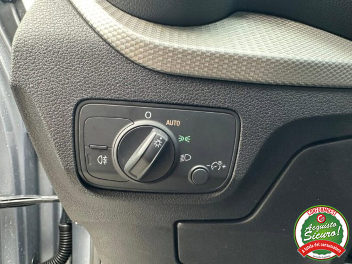 Audi Q2 Q2 35 TFSI S tronic Business (6)