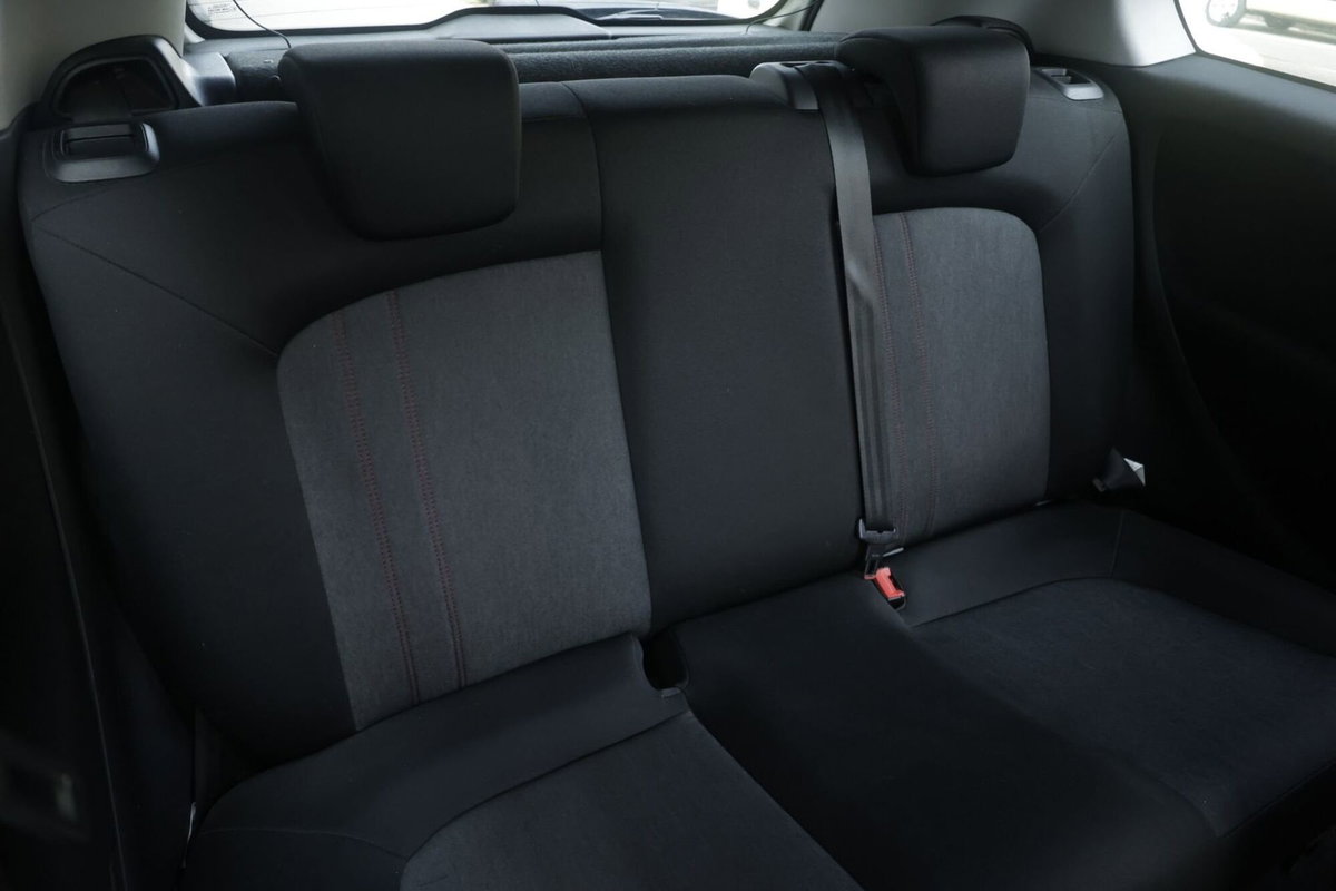 Fiat Punto 1.4 8V 3 porte Natural Power Easy (12)