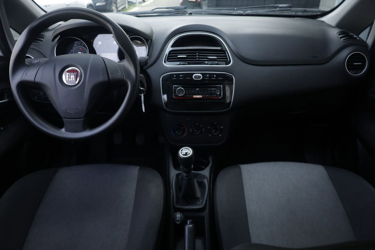 Fiat Punto 1.4 8V 3 porte Natural Power Easy (2)