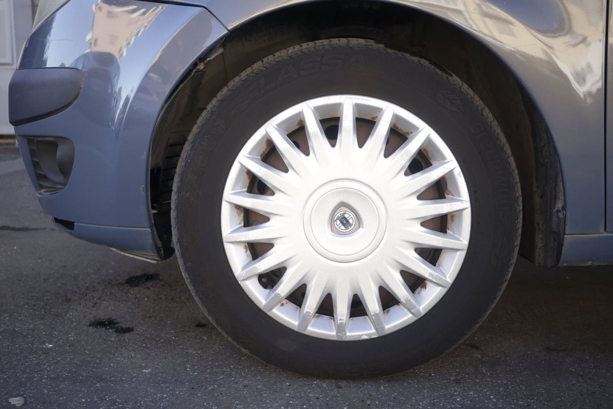 Lancia Musa Multijet 16V Platino (5)