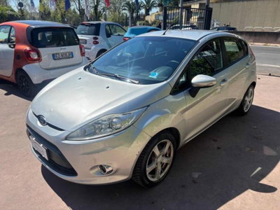 Ford Fiesta 1.4 5p. Bz.- GPL Titanium usata