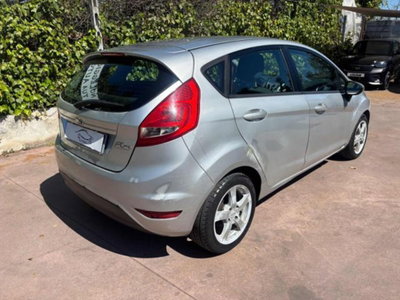 Ford Fiesta 1.4 5p. Bz.- GPL Titanium (4)
