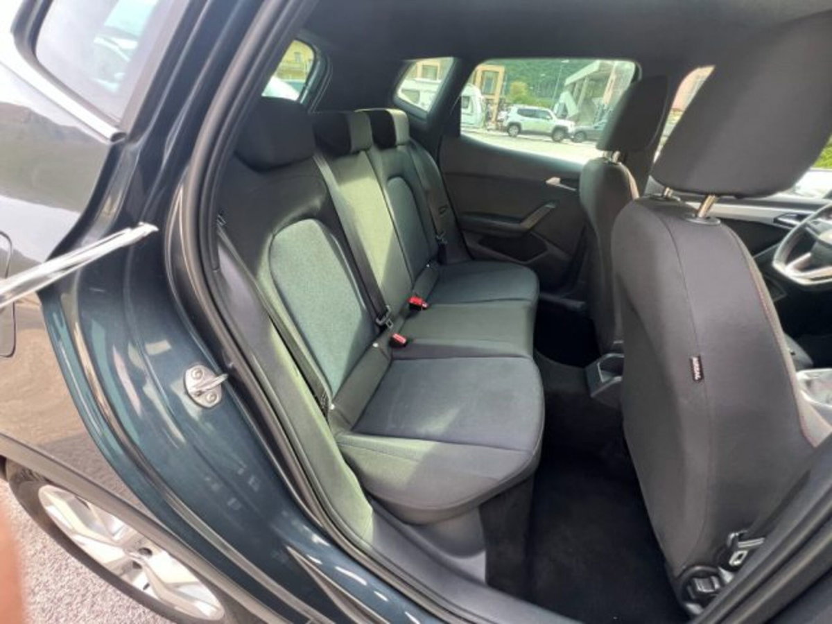 SEAT Arona 1.0 EcoTSI FR (11)