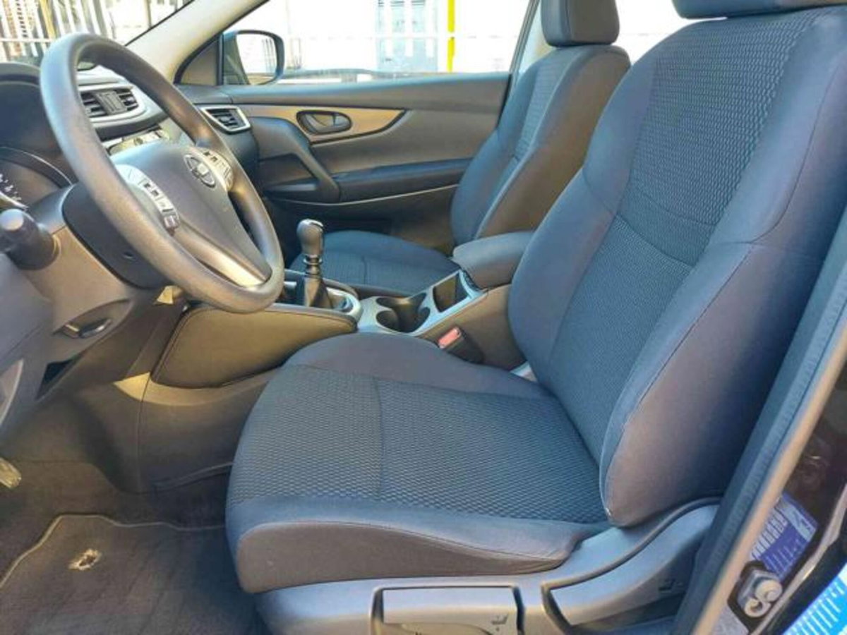 Nissan Qashqai 1.2 DIG-T Visia (10)