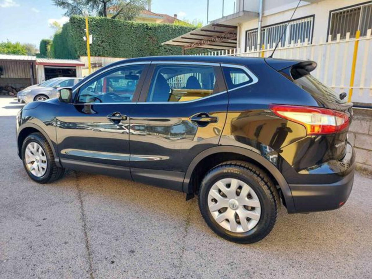 Nissan Qashqai 1.2 DIG-T Visia (5)