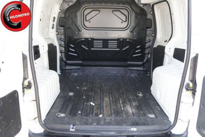 Fiat Fiorino 1.3 MJT 95CV Combinato (5)