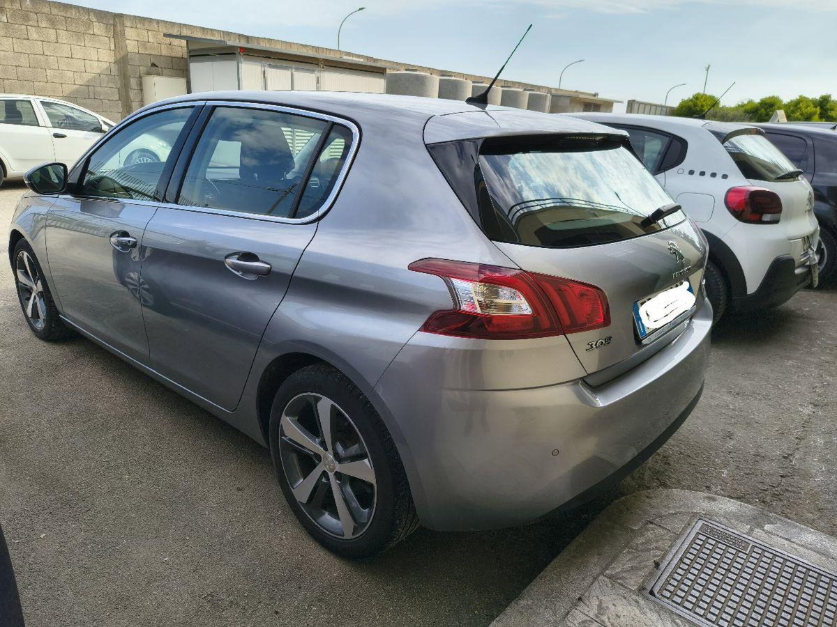 Peugeot 308 BlueHDi 150 S&S Allure (3)
