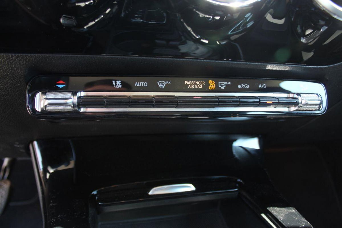Mercedes-Benz CLA Shooting Brake 180 d Automatic Shooting Brake Premium (14)