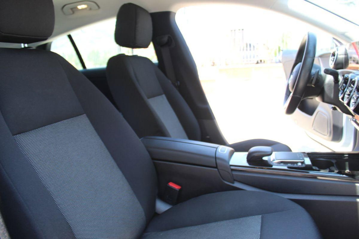 Mercedes-Benz CLA Shooting Brake 180 d Automatic Shooting Brake Premium (20)