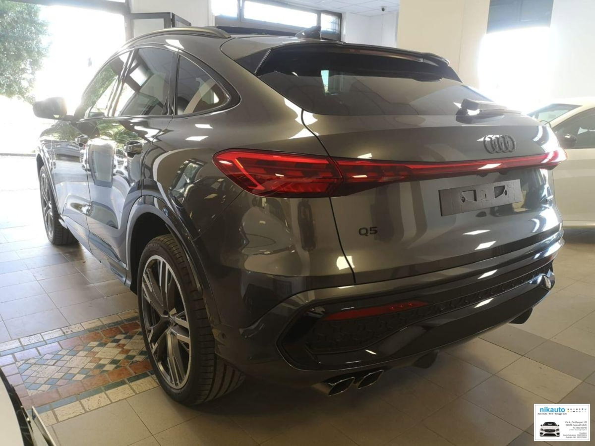 Audi Q5 Sportback 40 2.0 tdi mhev 12V S line Plus quattro s-tronic (11)