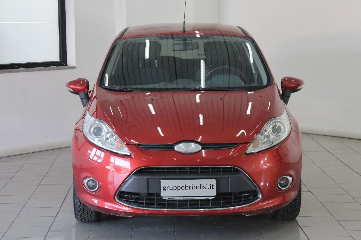Ford Fiesta 1.4 96CV aut. 5 porte Titanium (2)