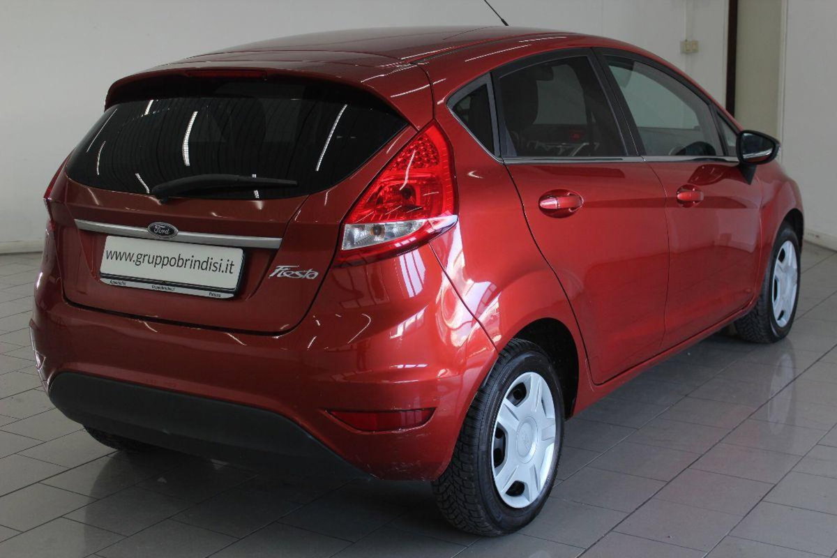 Ford Fiesta 1.4 96CV aut. 5 porte Titanium (4)