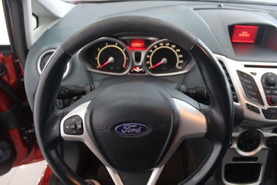 Ford Fiesta 1.4 5 porte Bz.- GPL Titanium (8)