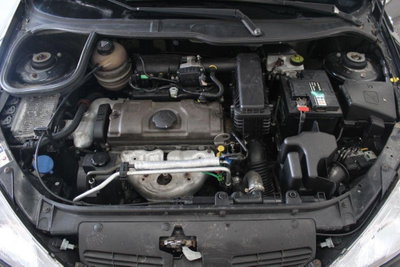 Peugeot 206 5p. Enfant Terrible (17)
