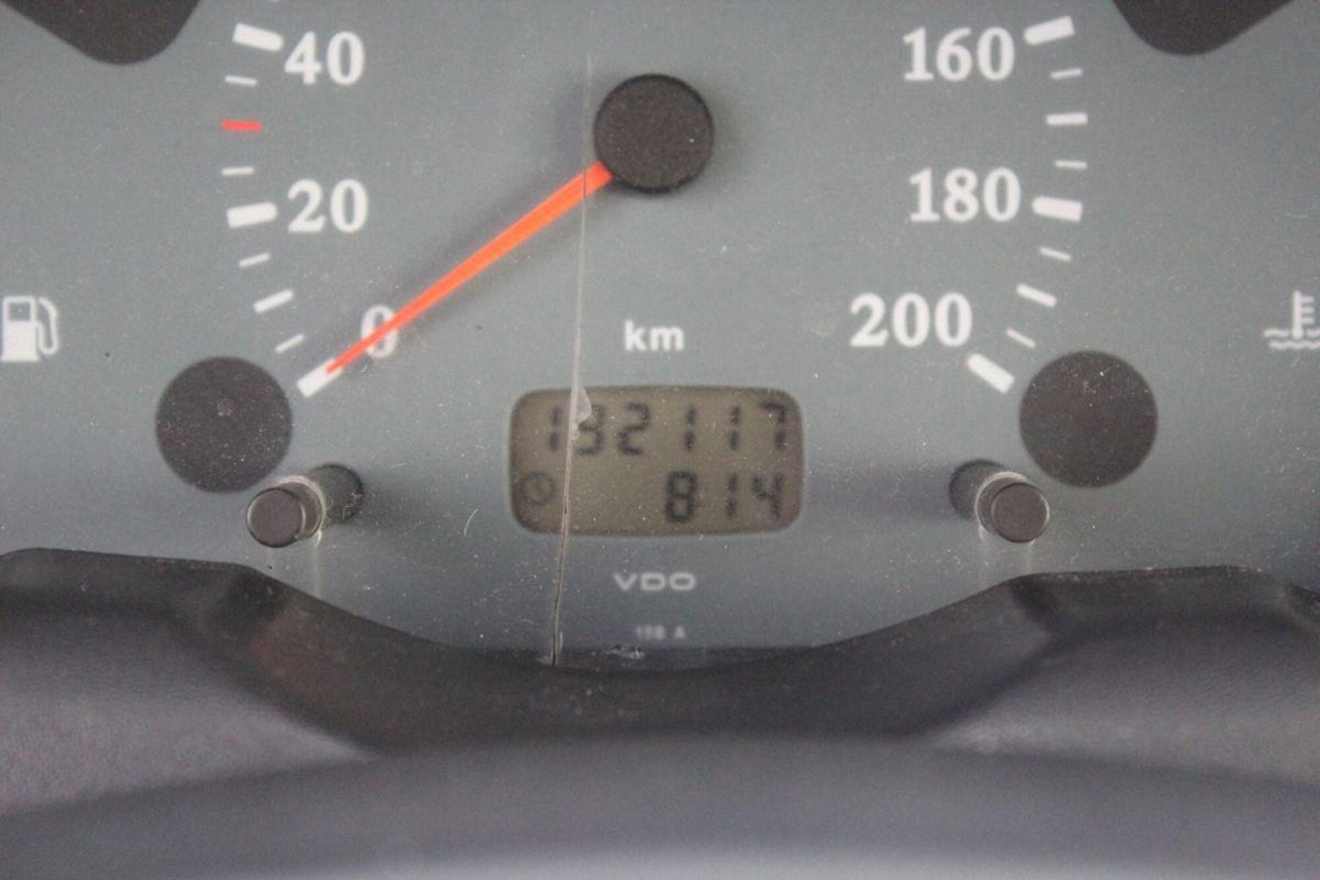 Nissan Micra 1.0 16V 5 porte Visia (10)