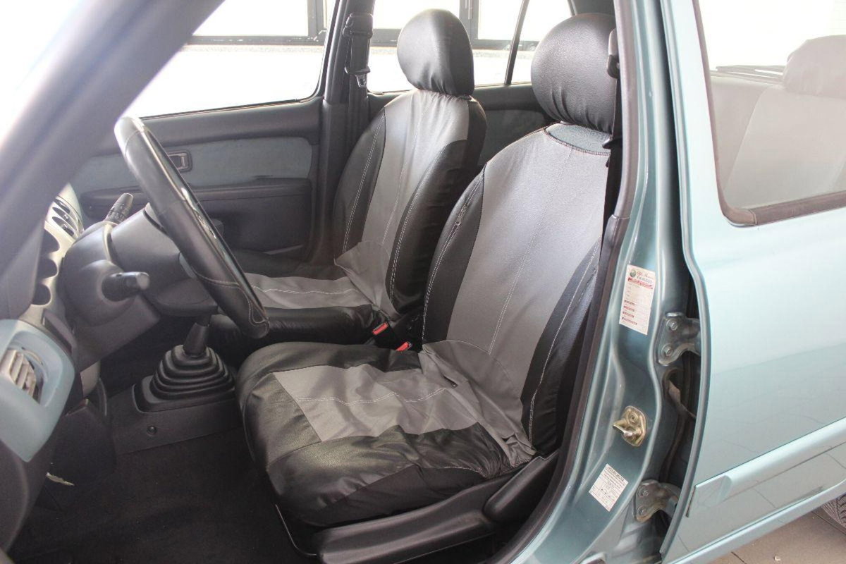 Nissan Micra 1.0 16V 5 porte Visia (11)