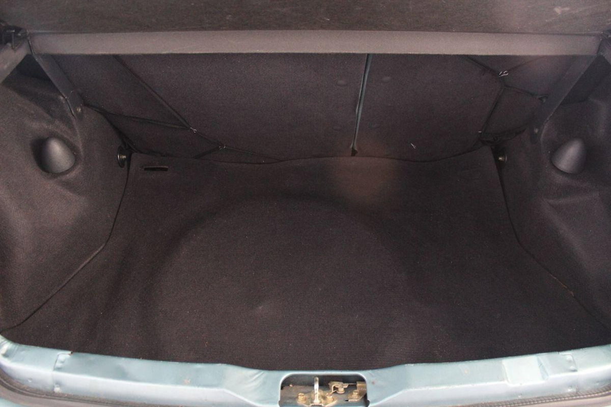 Nissan Micra 1.0 16V 5 porte Visia (16)