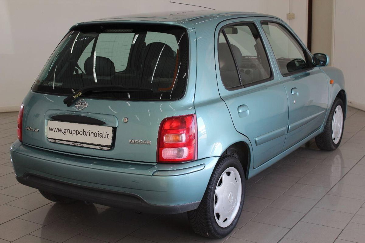 Nissan Micra 1.0 16V 5 porte Visia (4)