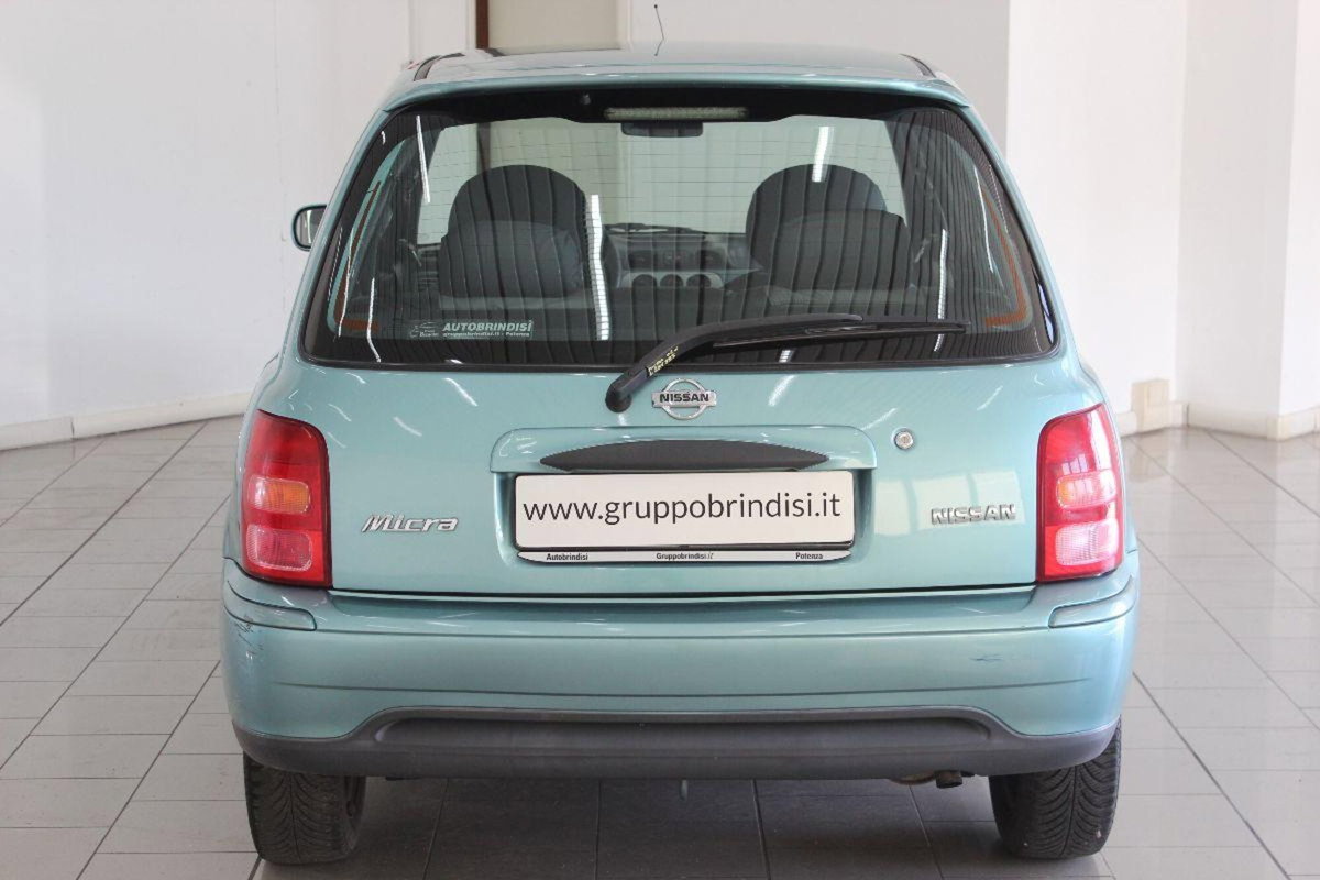 Nissan Micra 1.0 16V 5 porte Visia (5)