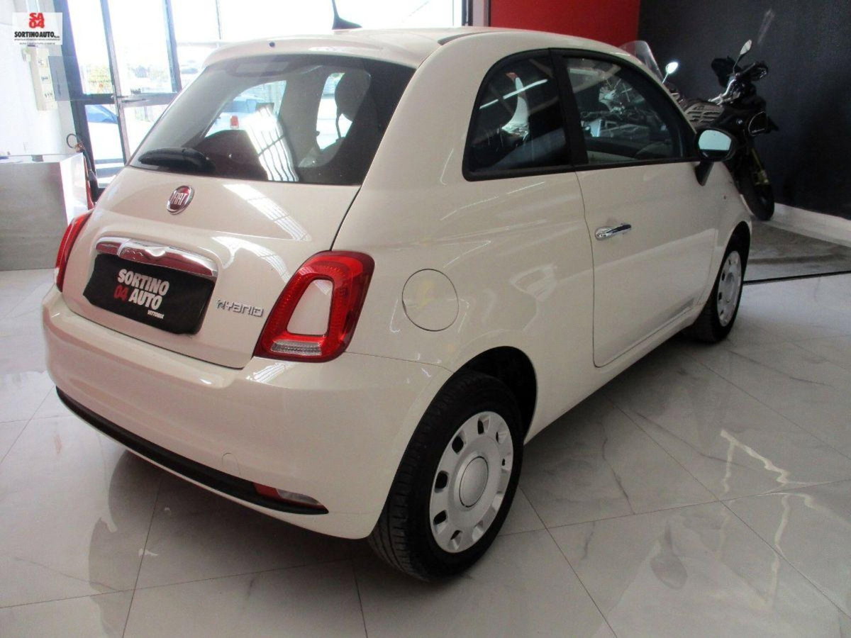 Fiat 500 1.0 Hybrid Club (2)