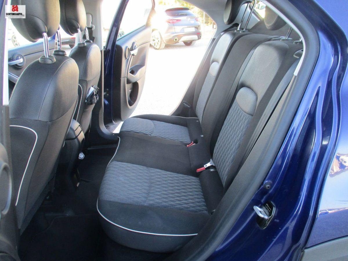 Fiat 500X 1.3 MultiJet 95 CV Lounge (14)