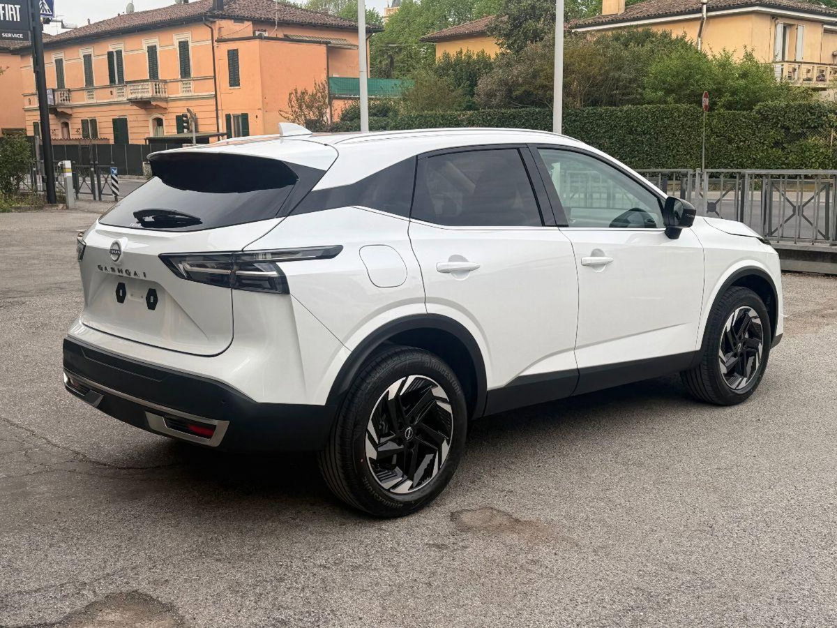 Nissan Qashqai 1.3 mhev N-Connecta 4wd 158cv xtronic (4)