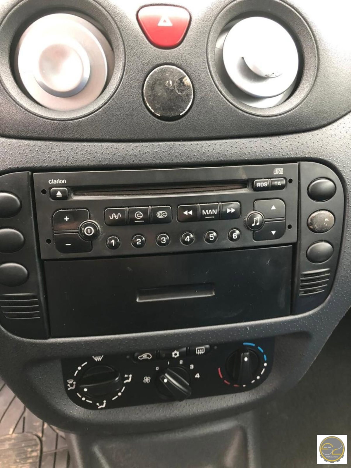 Citroen C2 1.4 HDi 70CV Exclusive (6)