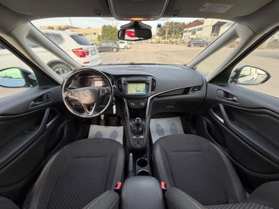 Opel Zafira 1.6 Turbo EcoM 150CV Innovation (9)