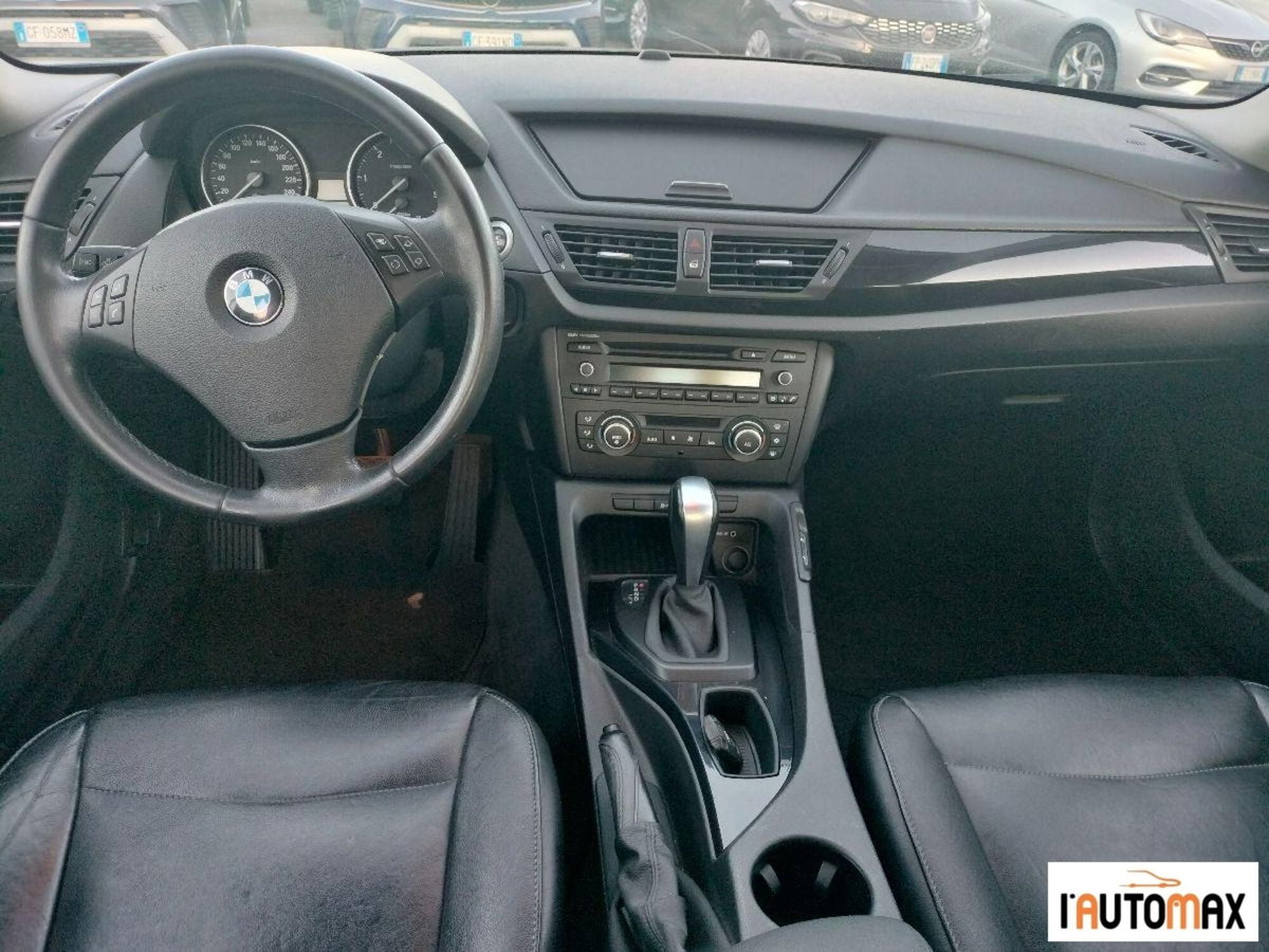 BMW X1 xDrive18d Attiva (11)