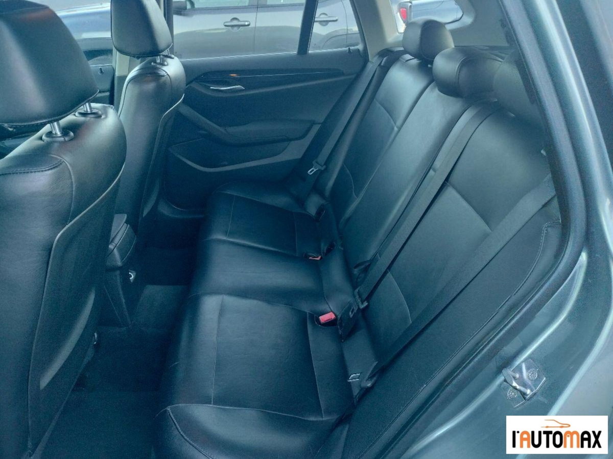 BMW X1 xDrive18d Attiva (12)