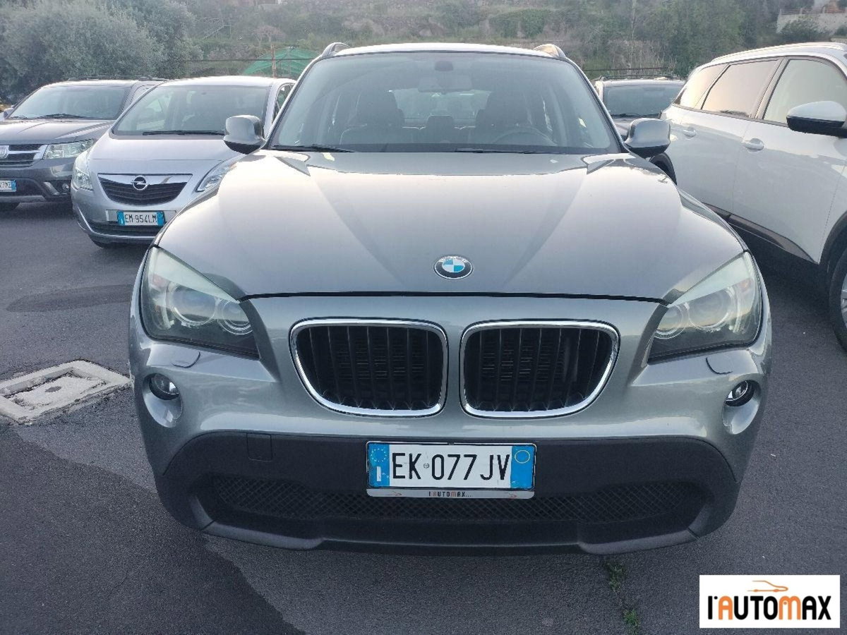 BMW X1 xDrive18d Attiva (2)
