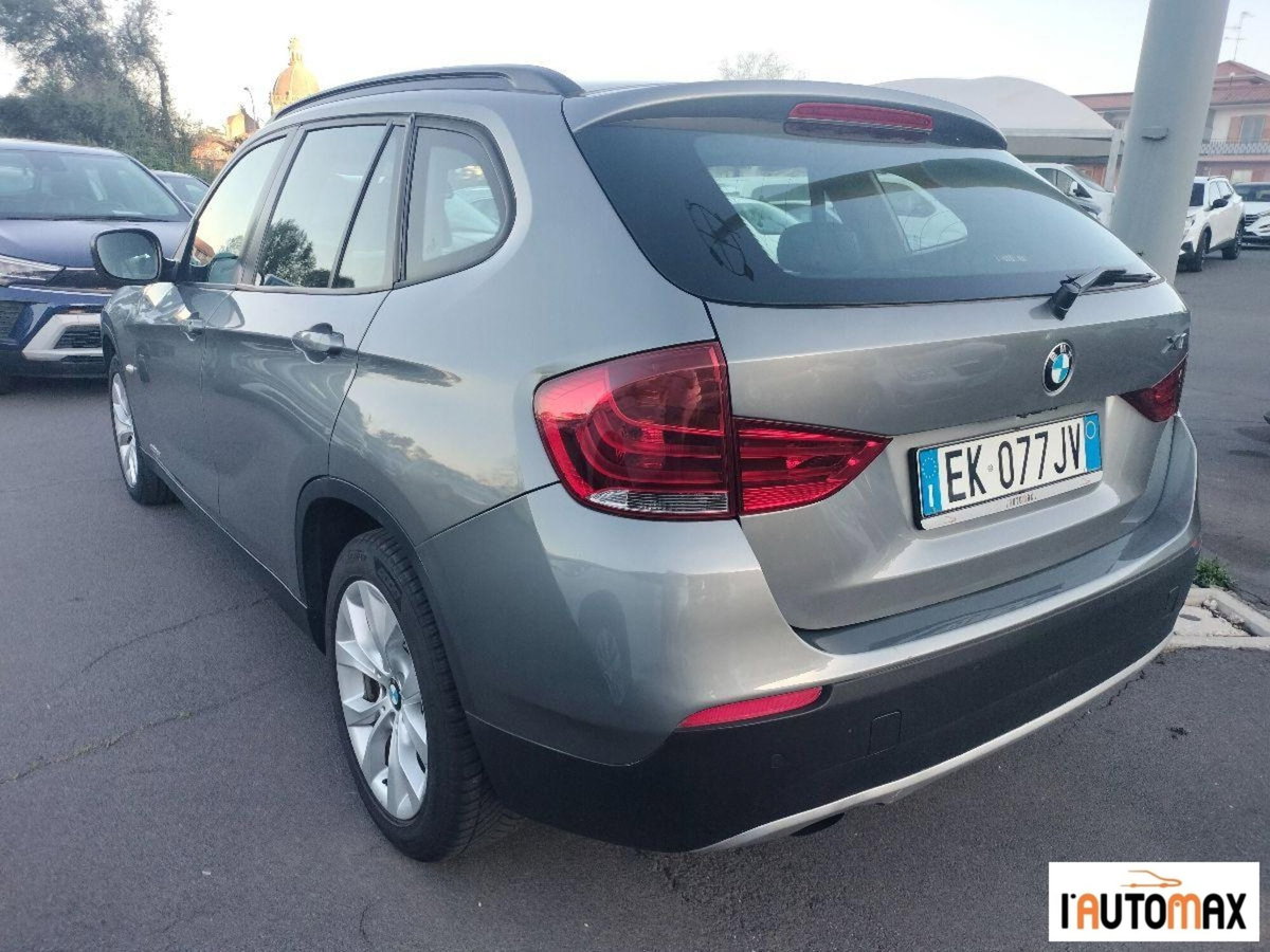 BMW X1 xDrive18d Attiva (4)