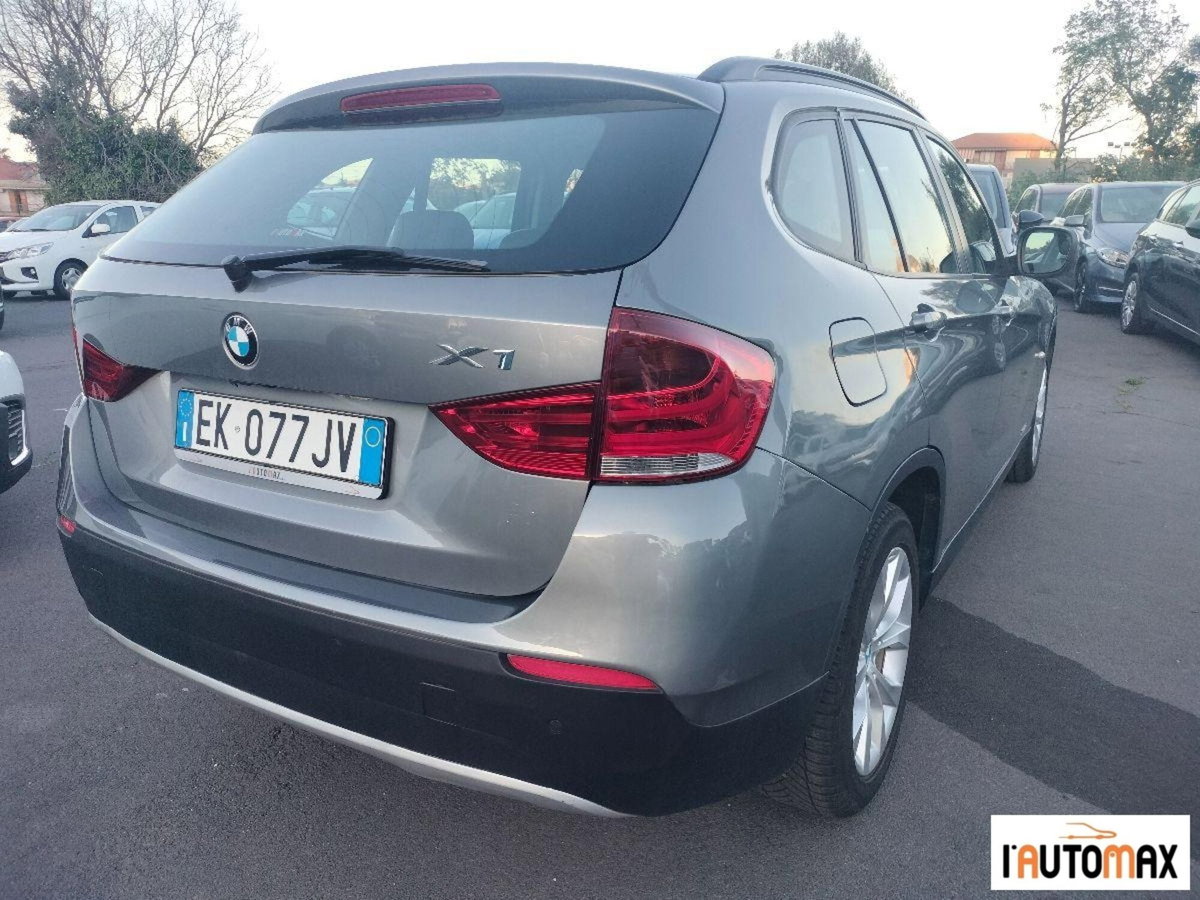 BMW X1 xDrive18d Attiva (5)
