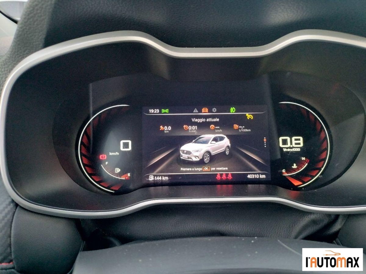 Mg ZS ZS 1.5 Luxury (10)