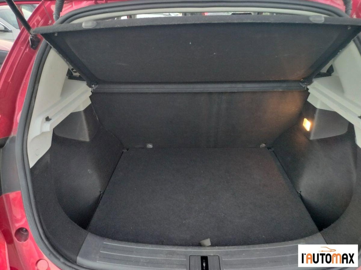 Mg ZS ZS 1.5 Luxury (15)