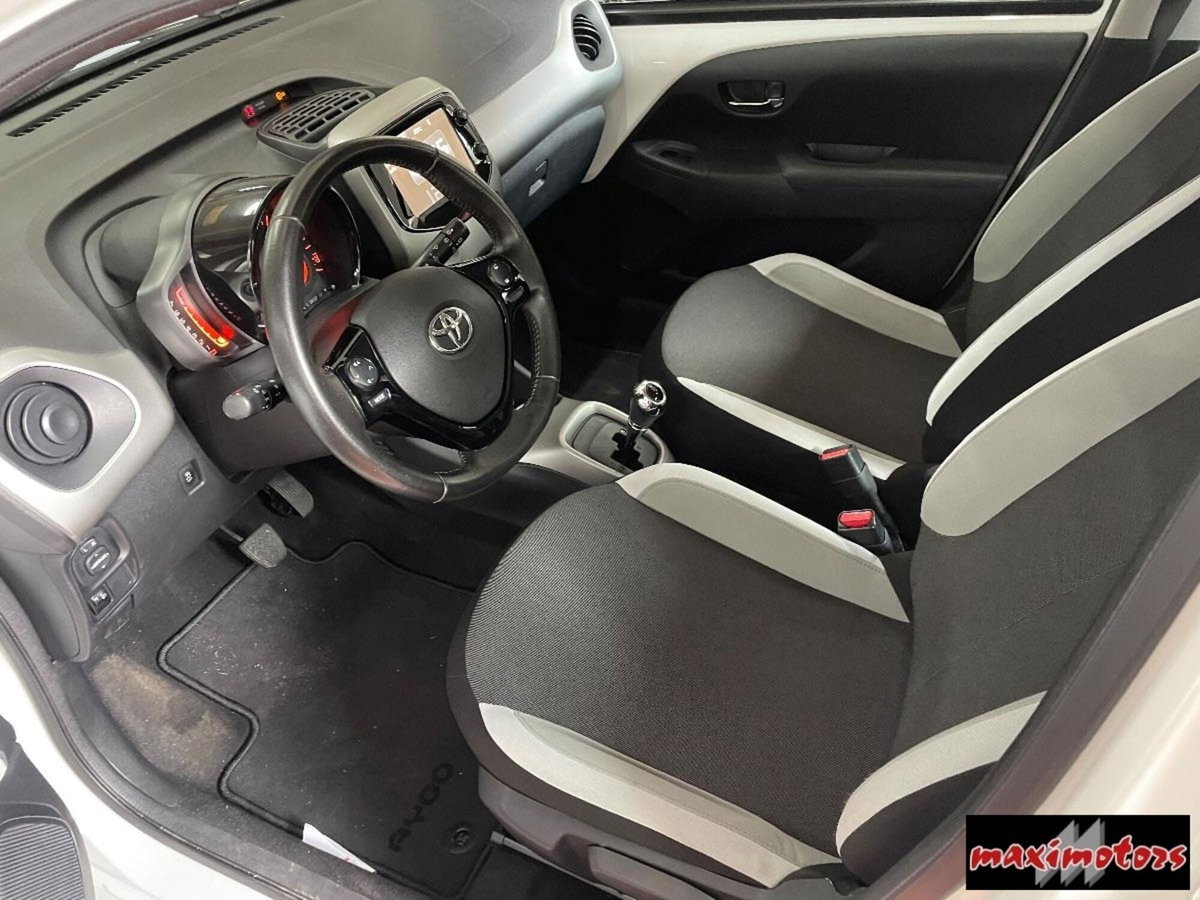Toyota Aygo 1.0 VVT-i 69 CV 5 porte x-wave TSS MMT (4)