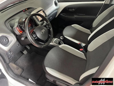 Toyota Aygo 1.0 VVT-i 69 CV 5 porte x-wave TSS MMT (4)
