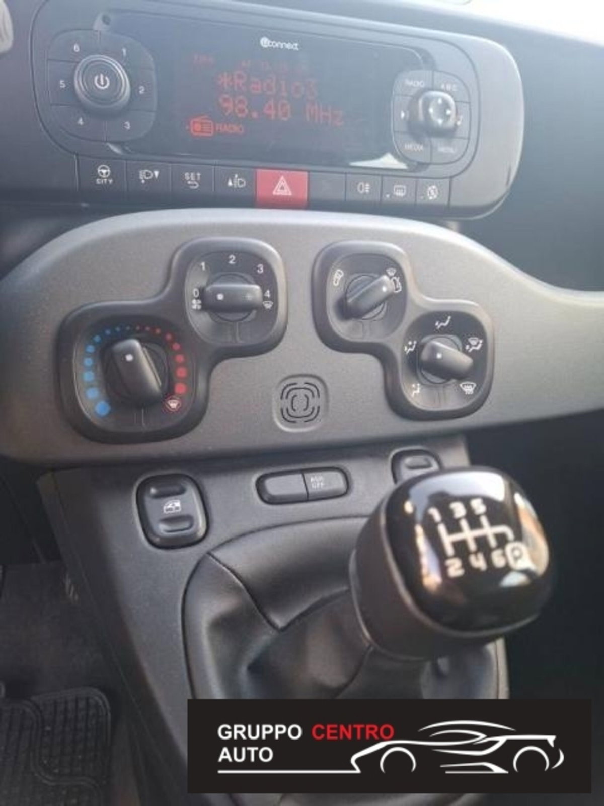 Fiat Panda 1.0 FireFly S&S Hybrid City Cross (13)
